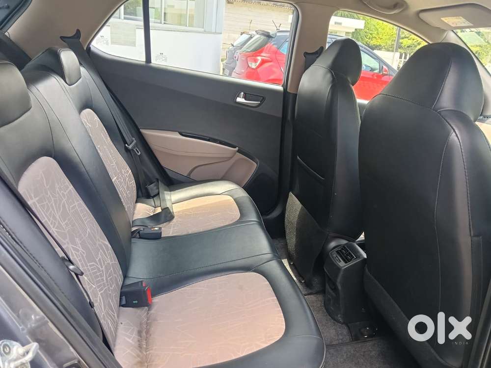 Hyundai Grand I10 Sportz, 2017, Petrol