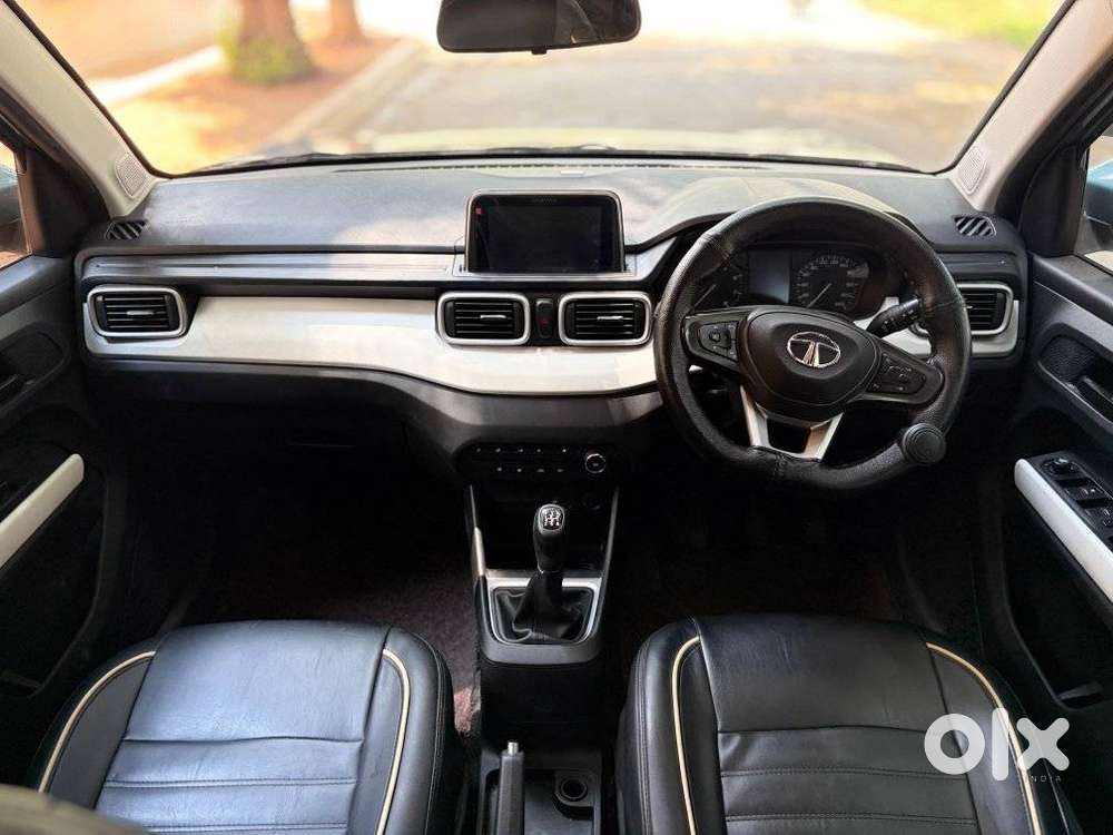 Tata Punch 1.2 Revotron Accomplished Camo Dazzle, 2022, Petrol