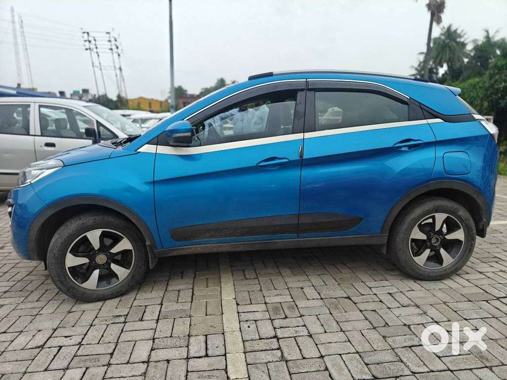 Tata Nexon 1.5 Revotorq Xz Plus Dual Tone, 2018, Petrol