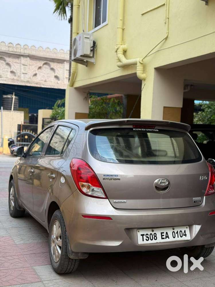 Hyundai I20 Sportz (top-end) Diesel 2014, 83000 Driven, Good Condition