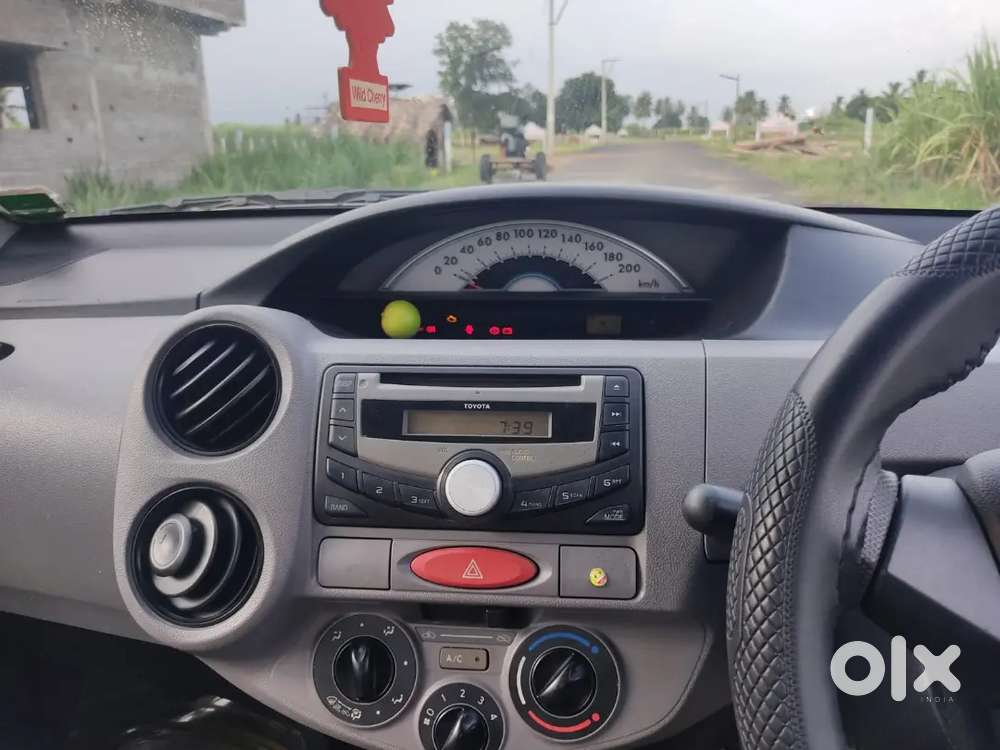 Toyota Etios 1.5 G 2011 Petrol Manual