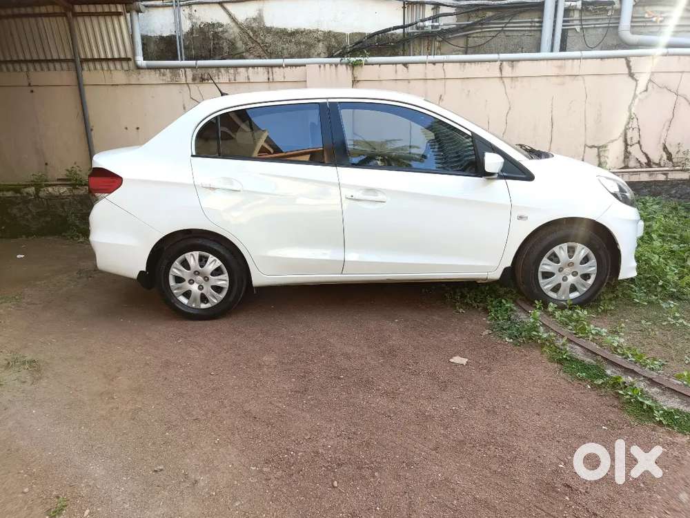 Honda Amaze S Ivtec Petrol 2013
59000 Km
Correct Service
No Replacemen