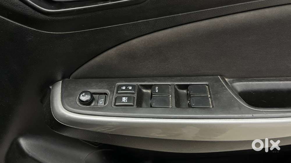 Maruti Suzuki Swift Amt Zxi, 2019, Petrol