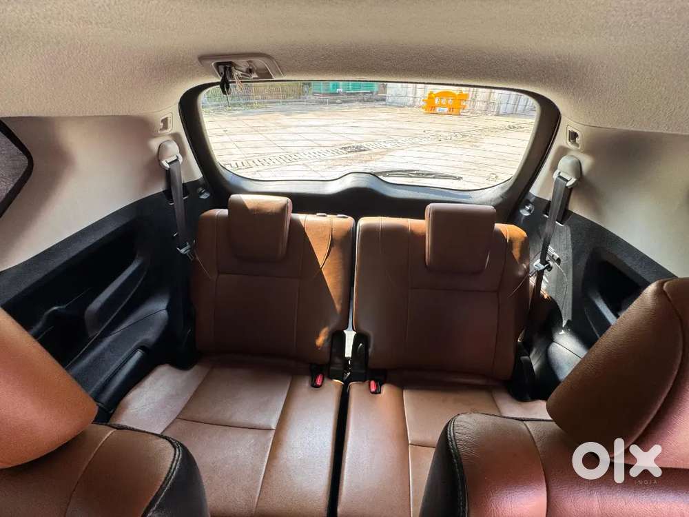 Toyota Innova Crysta 2016 Diesel 70000 Km Driven