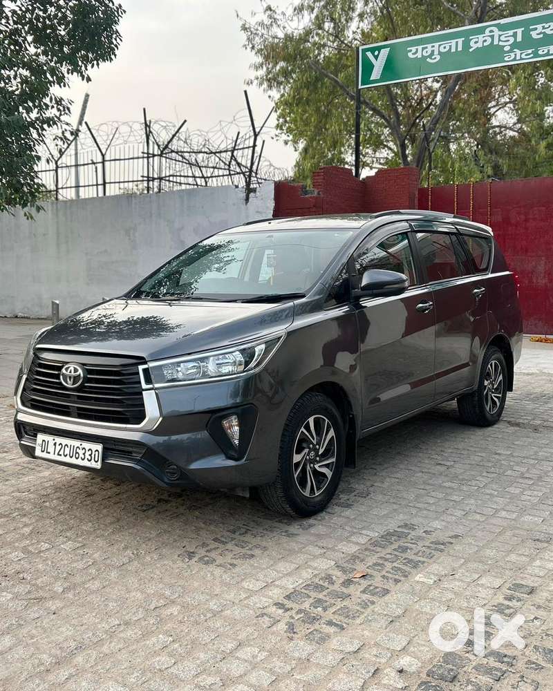 Toyota Innova Crysta 2.4 G Mt, 2022, Diesel
