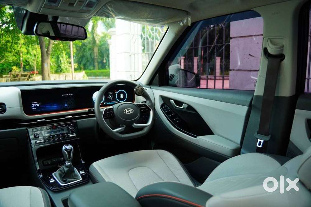 Hyundai Creta 1.5 Mpi Mt Sx(o), 2025, Petrol