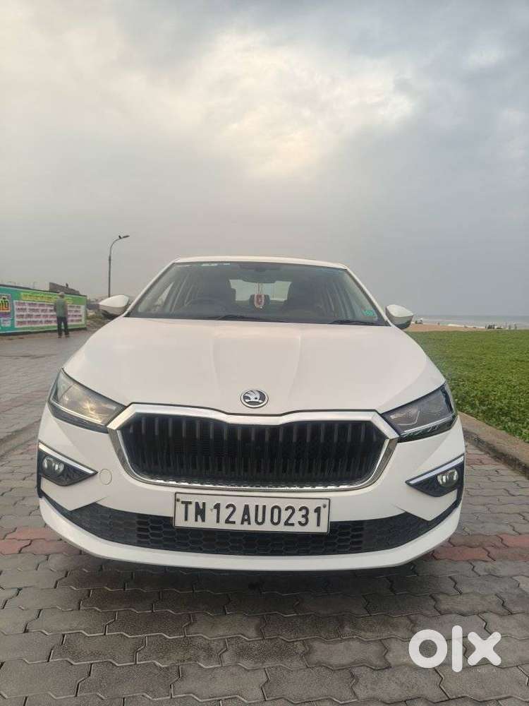 Skoda Slavia Style 1.0l Tsi Mt, 2022, Petrol