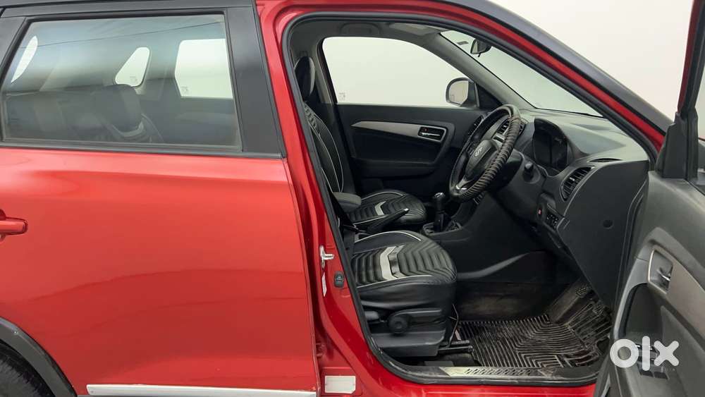 Maruti Suzuki Vitara Brezza Zdi+ Dual Tone Mt, 2016, Diesel