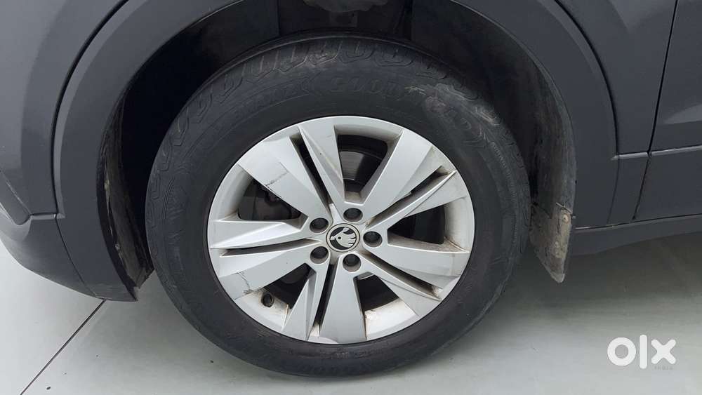 Skoda Kushaq 1.0 Tsi Ambition At, 2022, Petrol