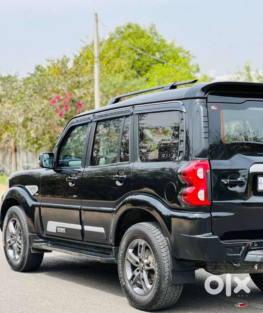 Mahindra Scorpio [2020-2022] 2.2 S9, 2022, Diesel