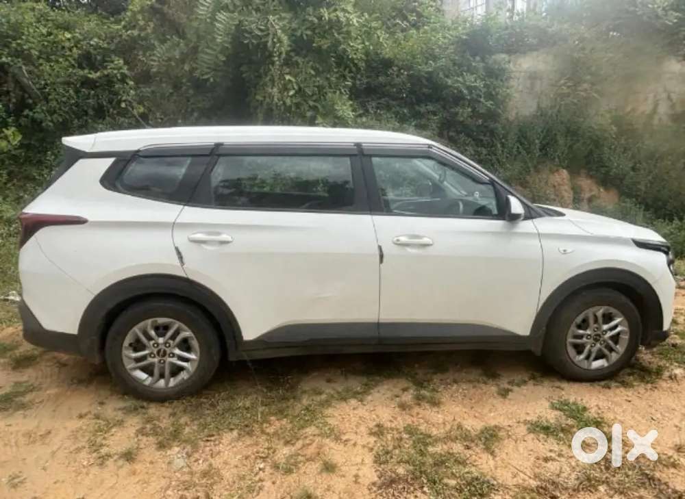 Kia Carens 2023 Diesel 55000 Km Driven