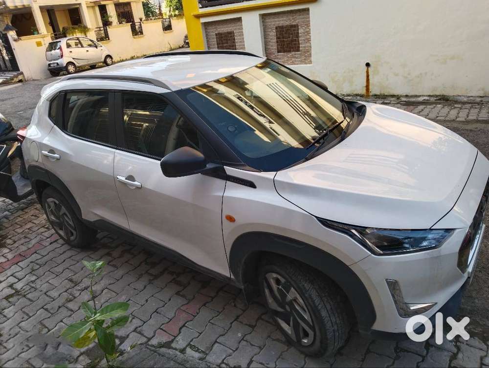 Nissan Magnite Xv 2023