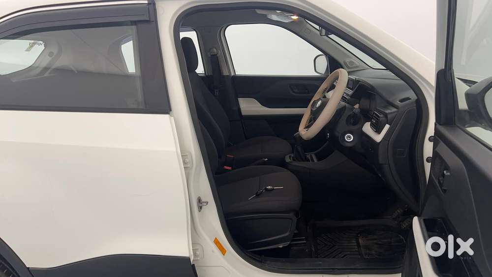 Tata Punch 1.2 Revotron Pure Rhythm Pack Mt, 2024, Petrol