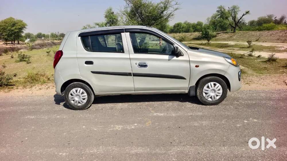 Paison Ki Jarurat Hai