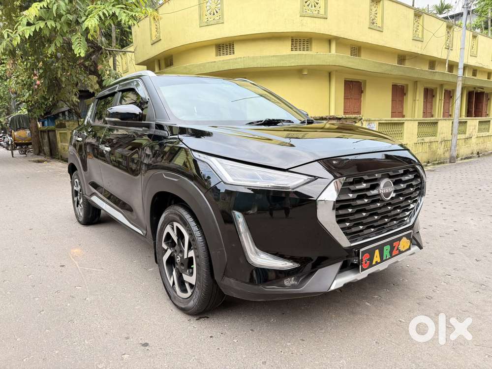 Nissan Magnite 1.0 Xv Premium, 2023, Petrol