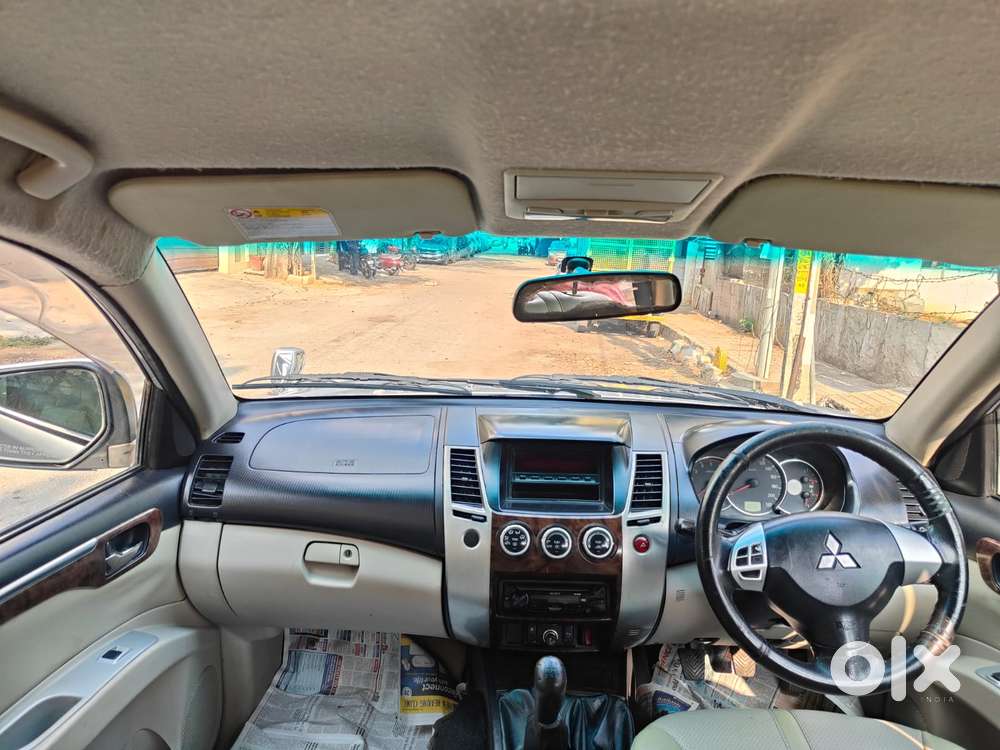 Mitsubishi Pajero Sport 2.5 Manual, 2012, Diesel