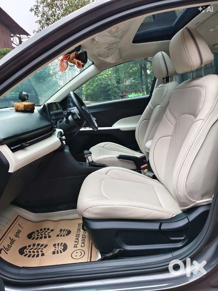 Hyundai Verna 1.5 Sx Ivt, 2025, Petrol