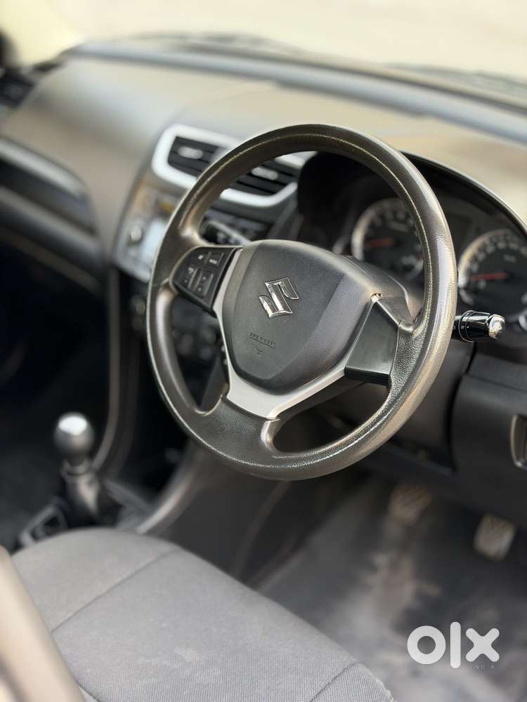 Maruti Suzuki Swift 2018 Zxi Plus, 2015, Petrol