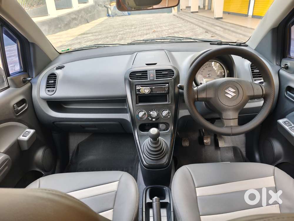 Maruti Suzuki Ritz Lxi, 2012, Petrol
