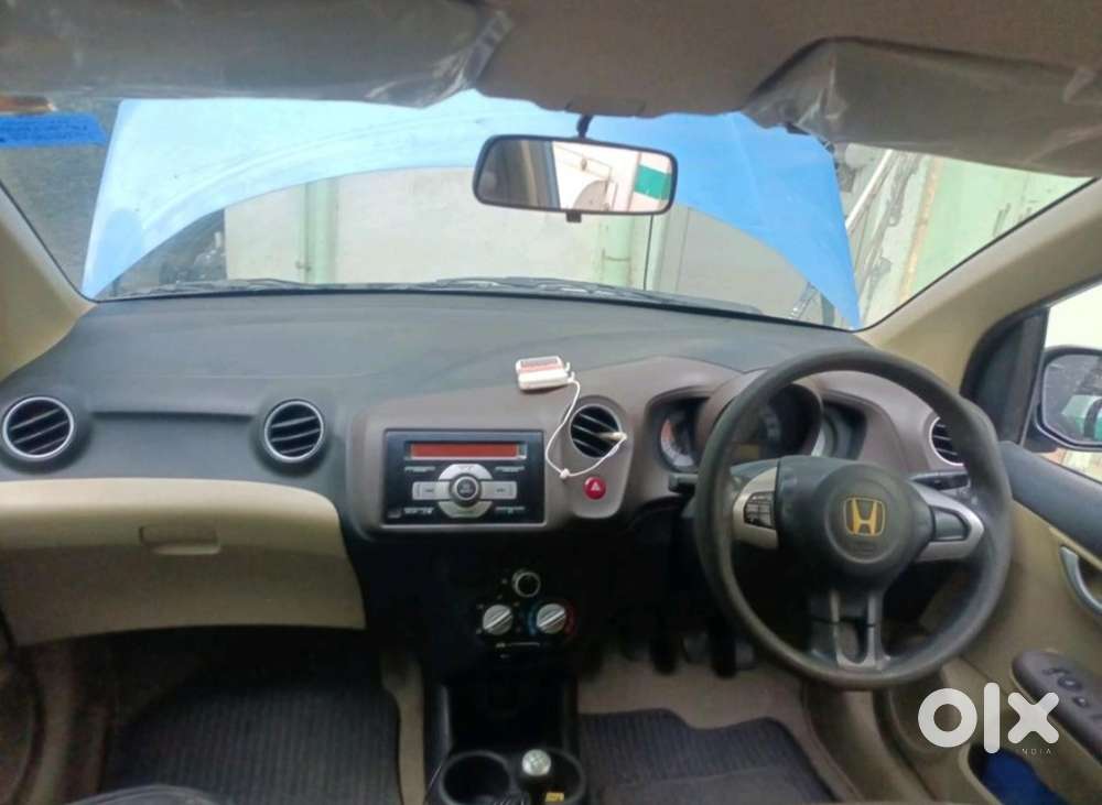 Honda Brio 2011-2013 V Mt, 2012, Petrol