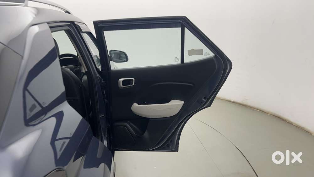 Hyundai Venue [2022-ongoing] 1.2 S, 2022, Petrol