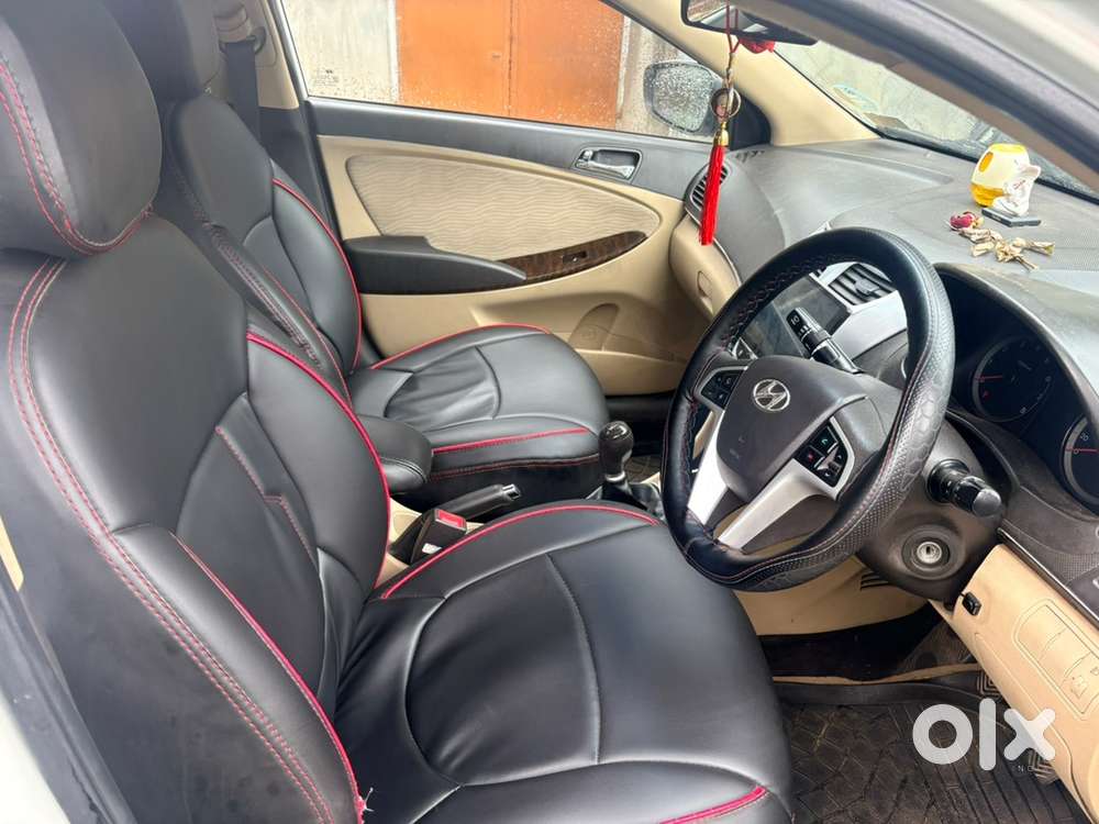 Hyundai Fluidic Verna 2011