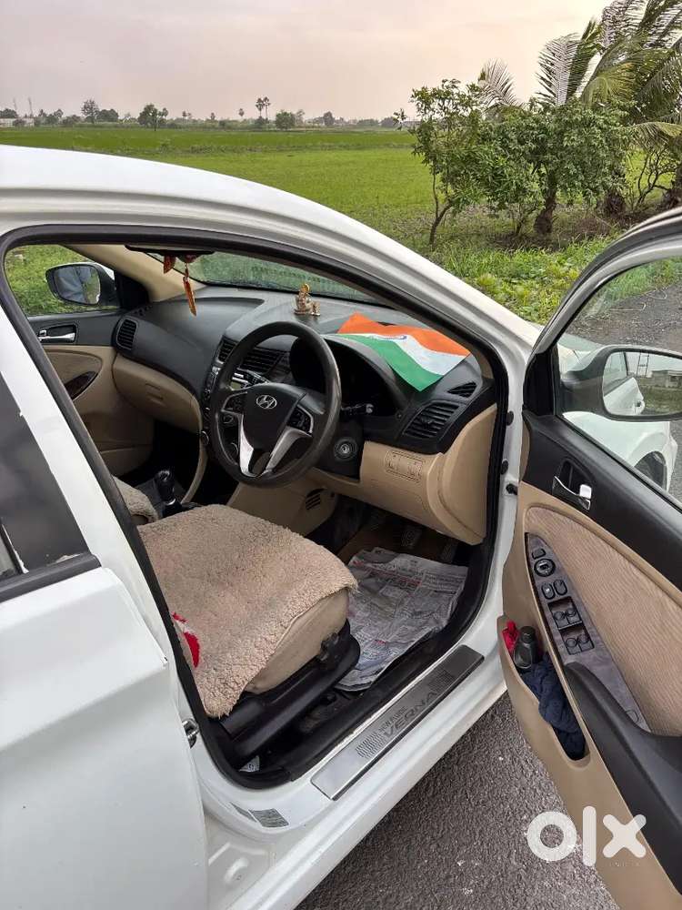 Hyundai Verna Crdi Sx 2011