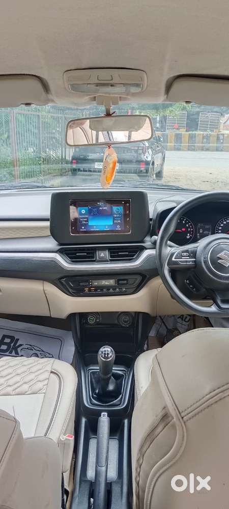 Maruti Suzuki Swift Dzire 1.3 Vxi, 2025, Cng & Hybrids