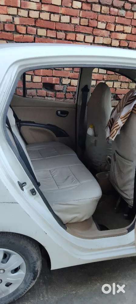 Hyundai I10 2009 Petrol 70000 Km Driven