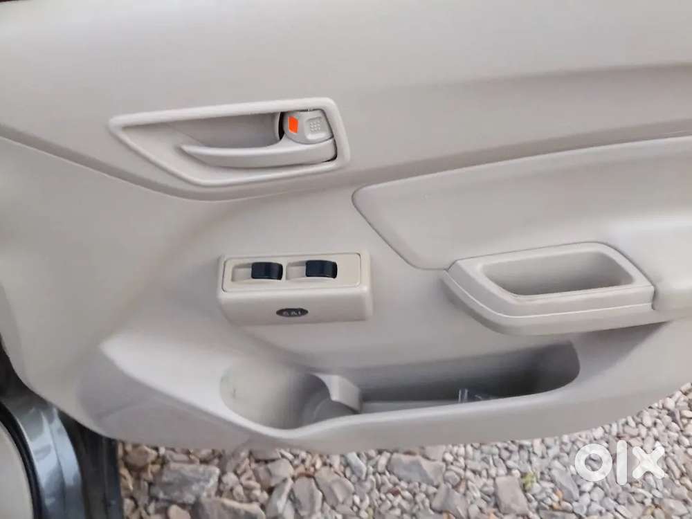 Maruti Suzuki Dzire 2018 Petrol 83000 Km Driven