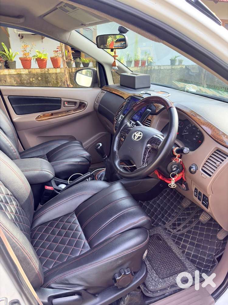 Toyota Innova Diesel 2015
