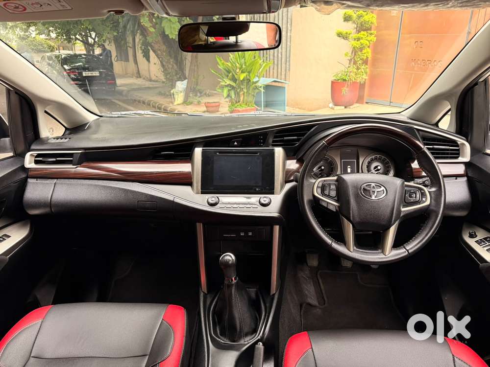 Toyota Innova Crysta 2.4 V 7 Str, 2018, Diesel