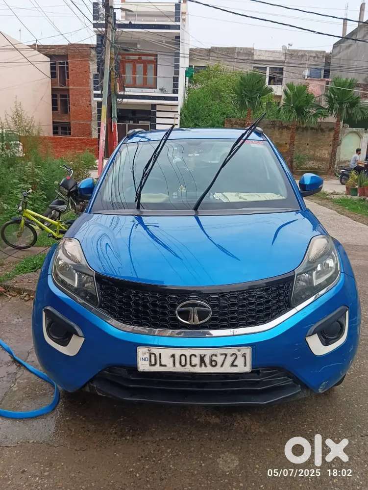 Tata Nexon 2018 Diesel 100000 Km Driven