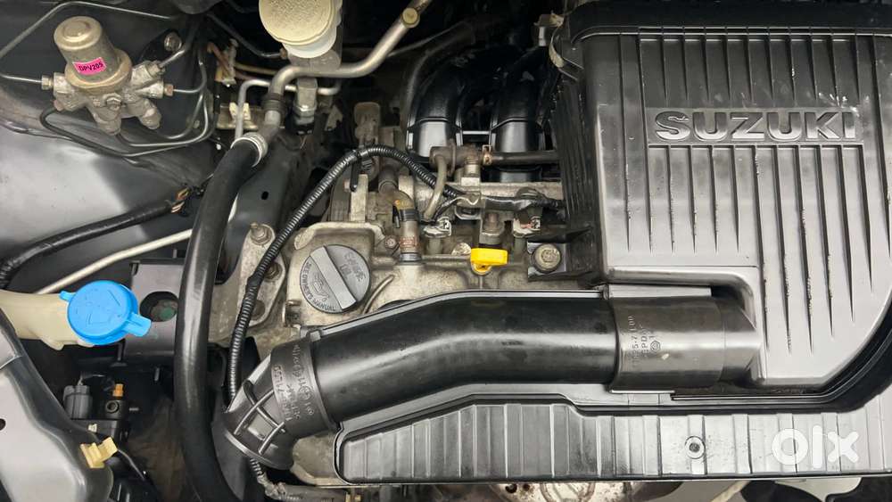 Maruti Suzuki Ritz Vxi, 2013, Petrol
