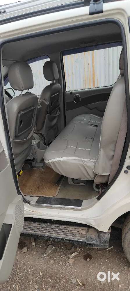 Well Maintain  5 Tyre 90% No Mechanical Issue Power Window Power Side