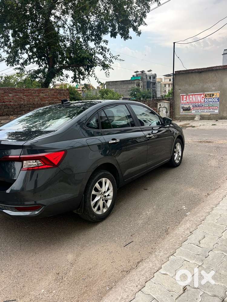 Skoda Slavia Petrol 2024