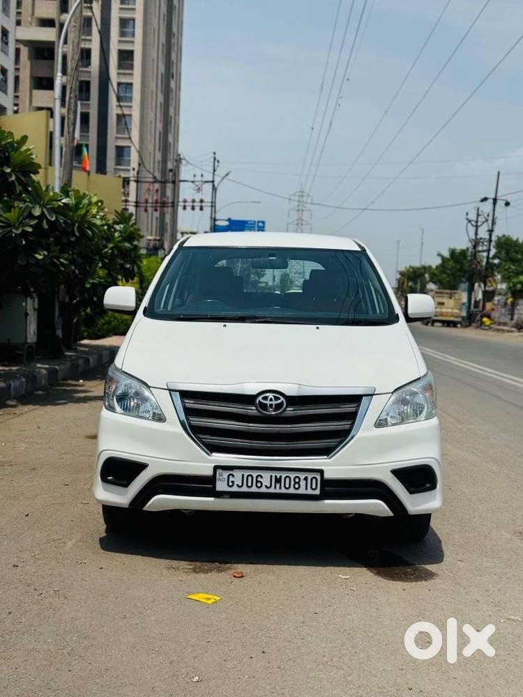 Toyota Innova 2.5 G (diesel) 8 Seater, 2015, Diesel