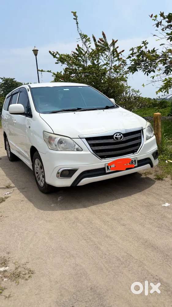 Toyota Innova 2.5 G4 2015