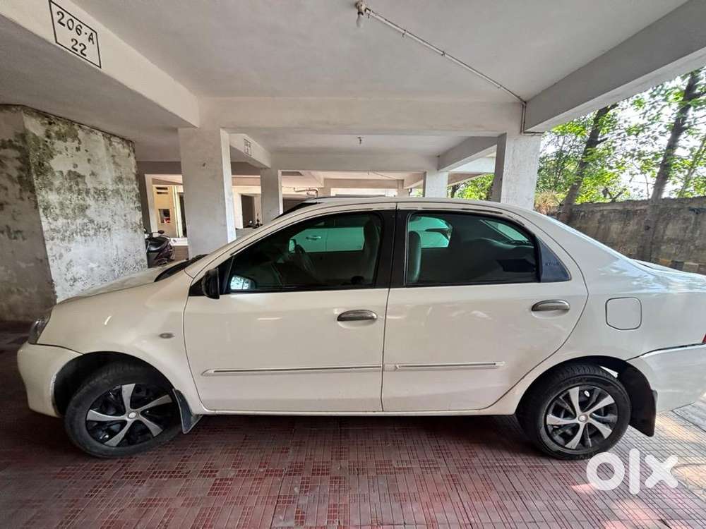 Toyota Etios 2012 Petrol Well Maintained