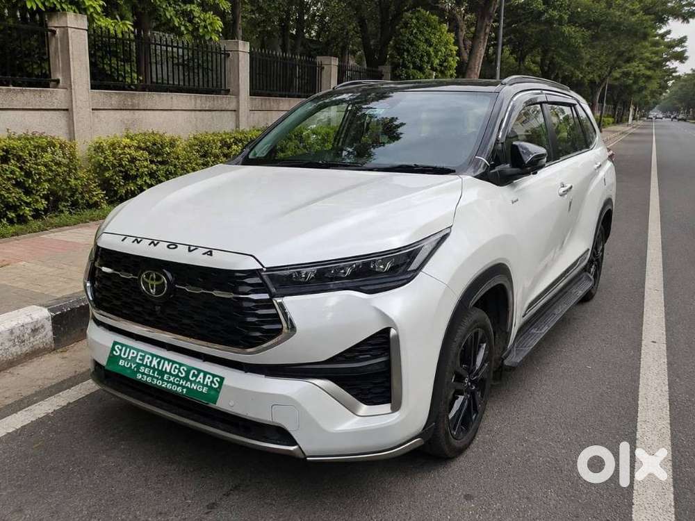 Toyota Innova, 2025, Petrol