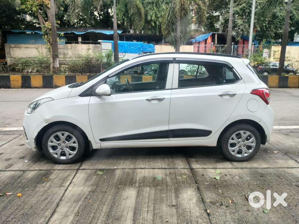 Hyundai Grand I10 Sportz, 2015, Petrol