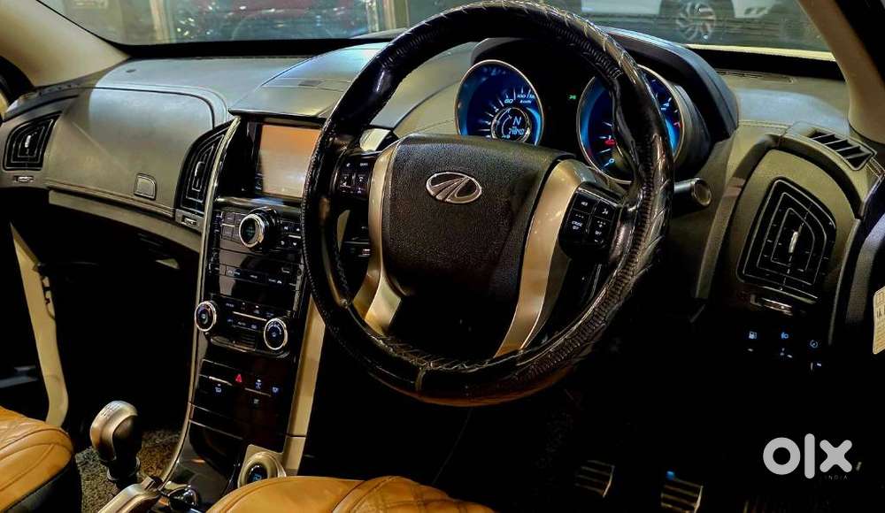 Mahindra Xuv500 W11 Option, 2020