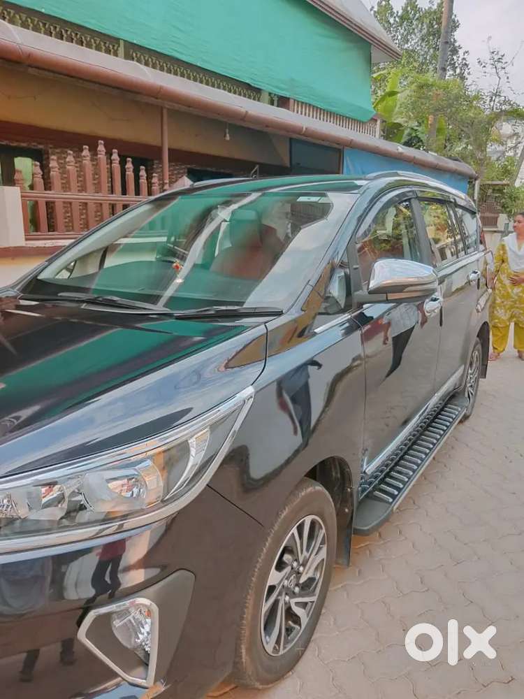 Toyota Innova Crysta 2021/12 Diesel Low Km 29000  Driven