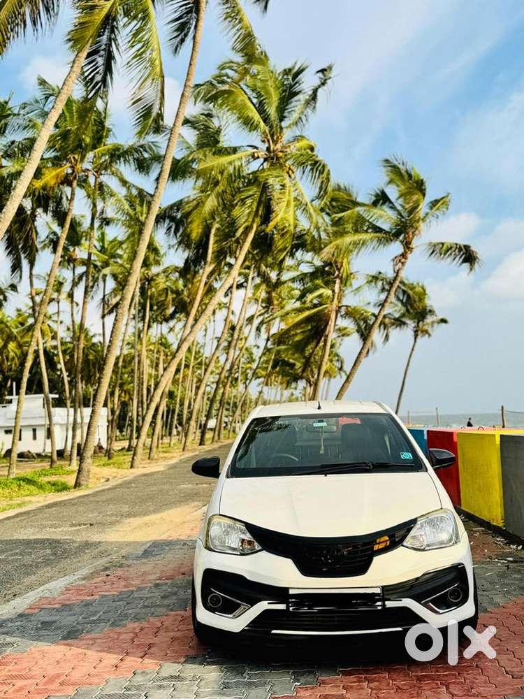 Toyota Etios Liva 2015 Diesel Well Maintained