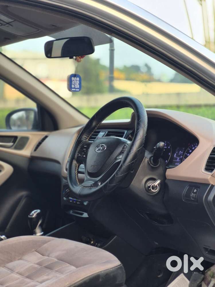 Hyundai I20 Asta 1.2 Mt Dual Tone, 2020, Diesel