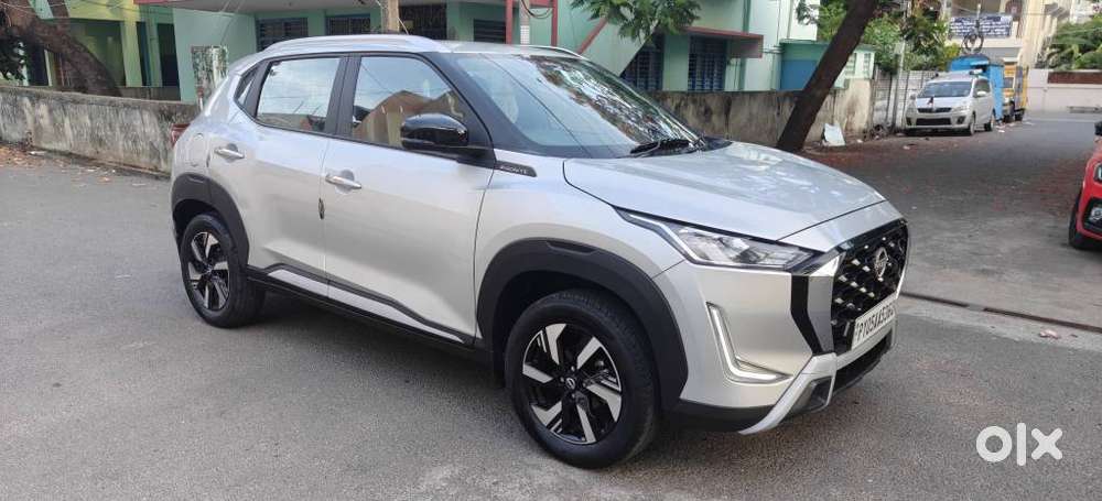 Nissan Magnite N-connecta Mt, 2025, Petrol