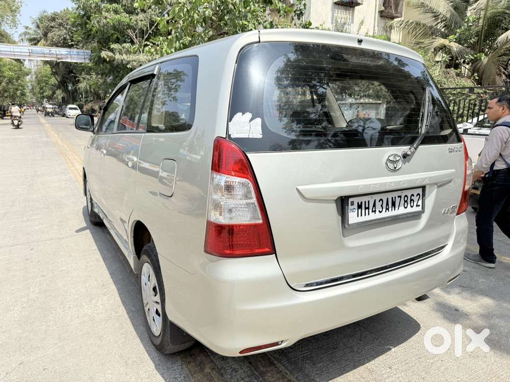 Toyota Innova 2.5 Gx (diesel) 8 Seater Bs Iv, 2013, Diesel