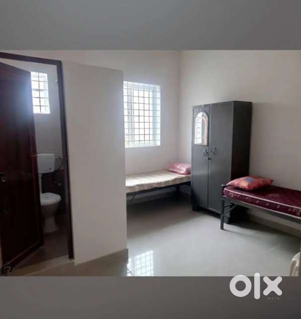 PG near Amrita college for SALE