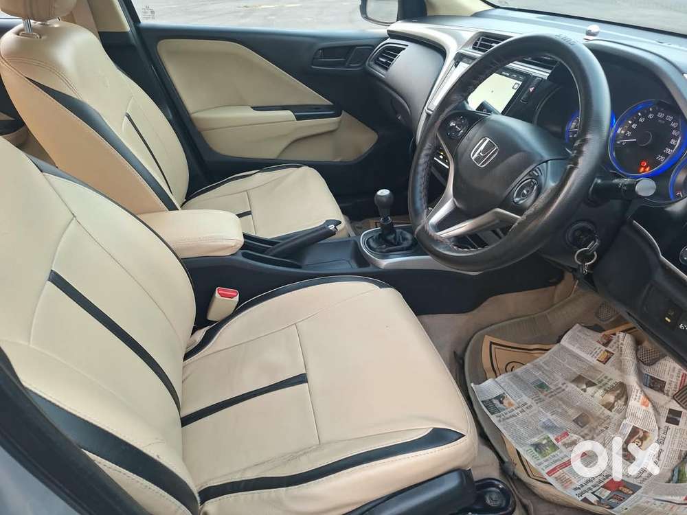 Honda City V Petrol Cvt, 2016