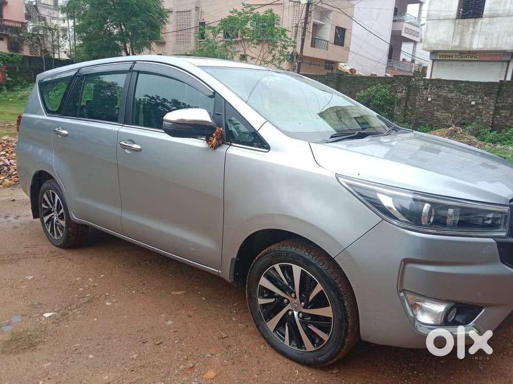 Toyota Innova Crysta 2.5z, 2025, Diesel